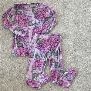 Bums and Roses Lilac Pajamas